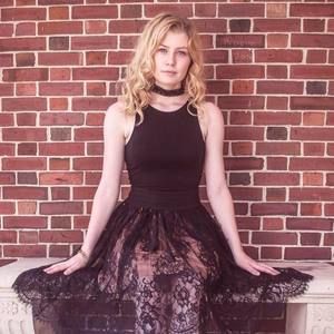 Meet your Posher, Leanna