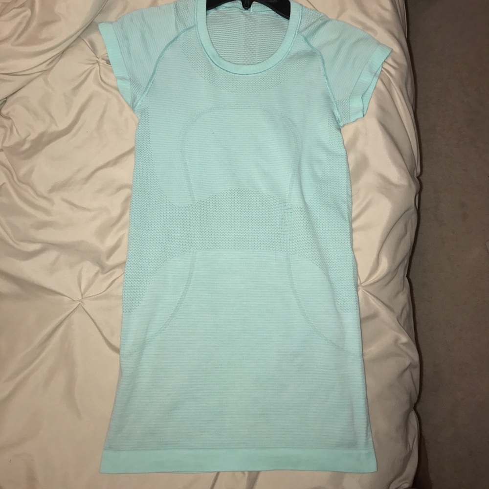 Lululemon swiftly tech top