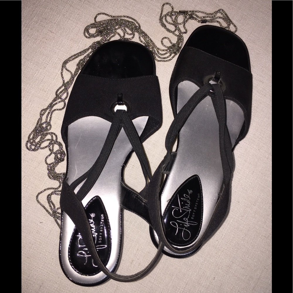 🚫SOLD🚫NWOT Black Dressy Wedges