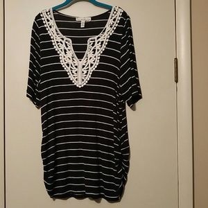 French Laundry top with cotton trim