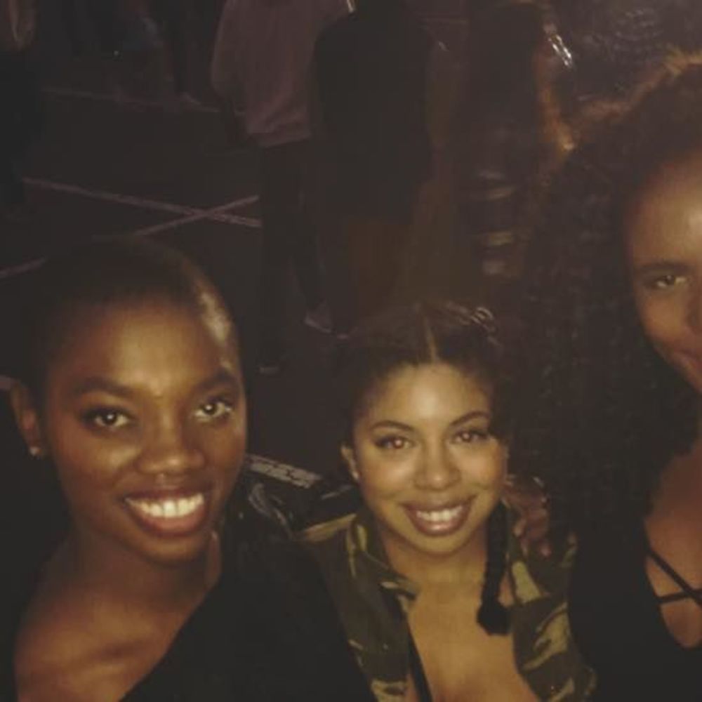 Meet your Posher, Zakia