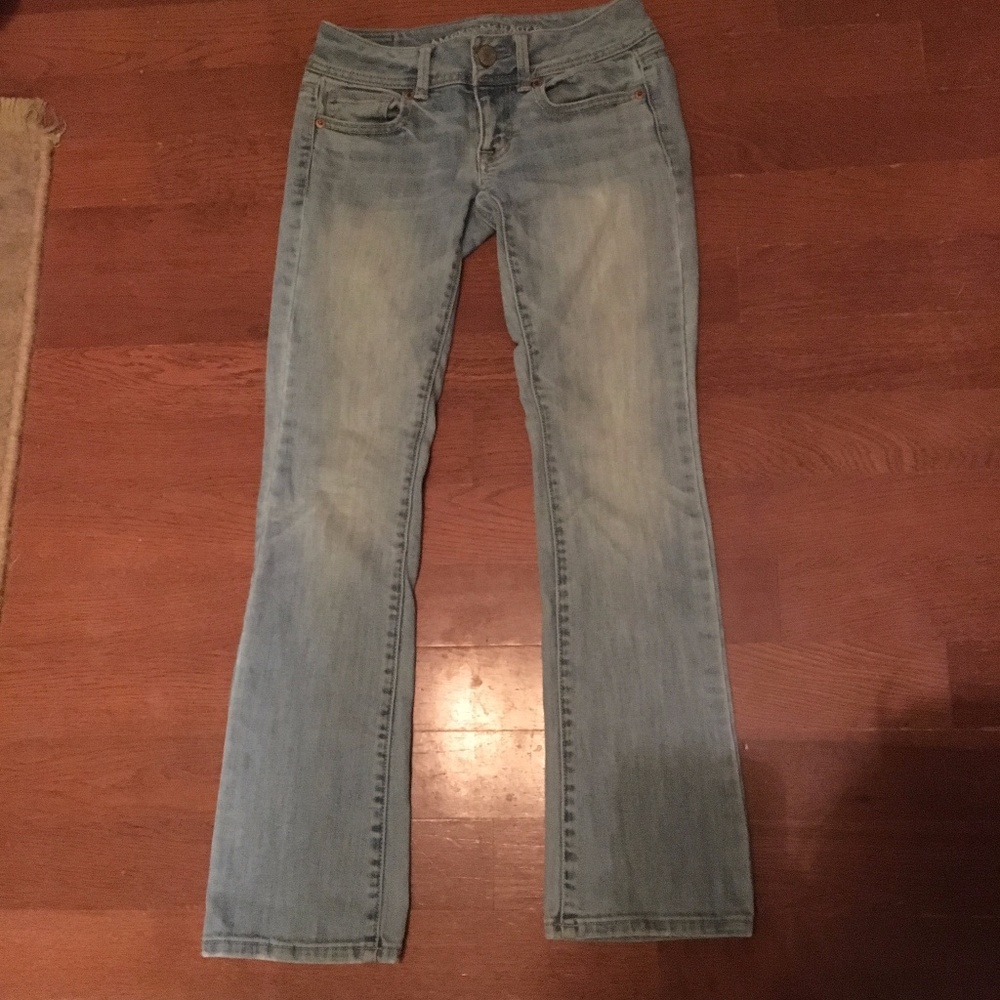 American Eagle Light Wash Skinny Jean (00S)