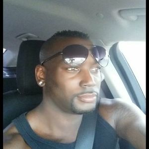 Meet your Posher, Ethan