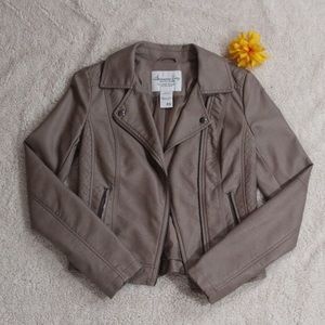 LAST CHANCE ‼️ BROWN FAUX LEATHER JACKET