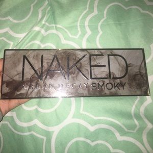 Naked Urban Decay Smoky