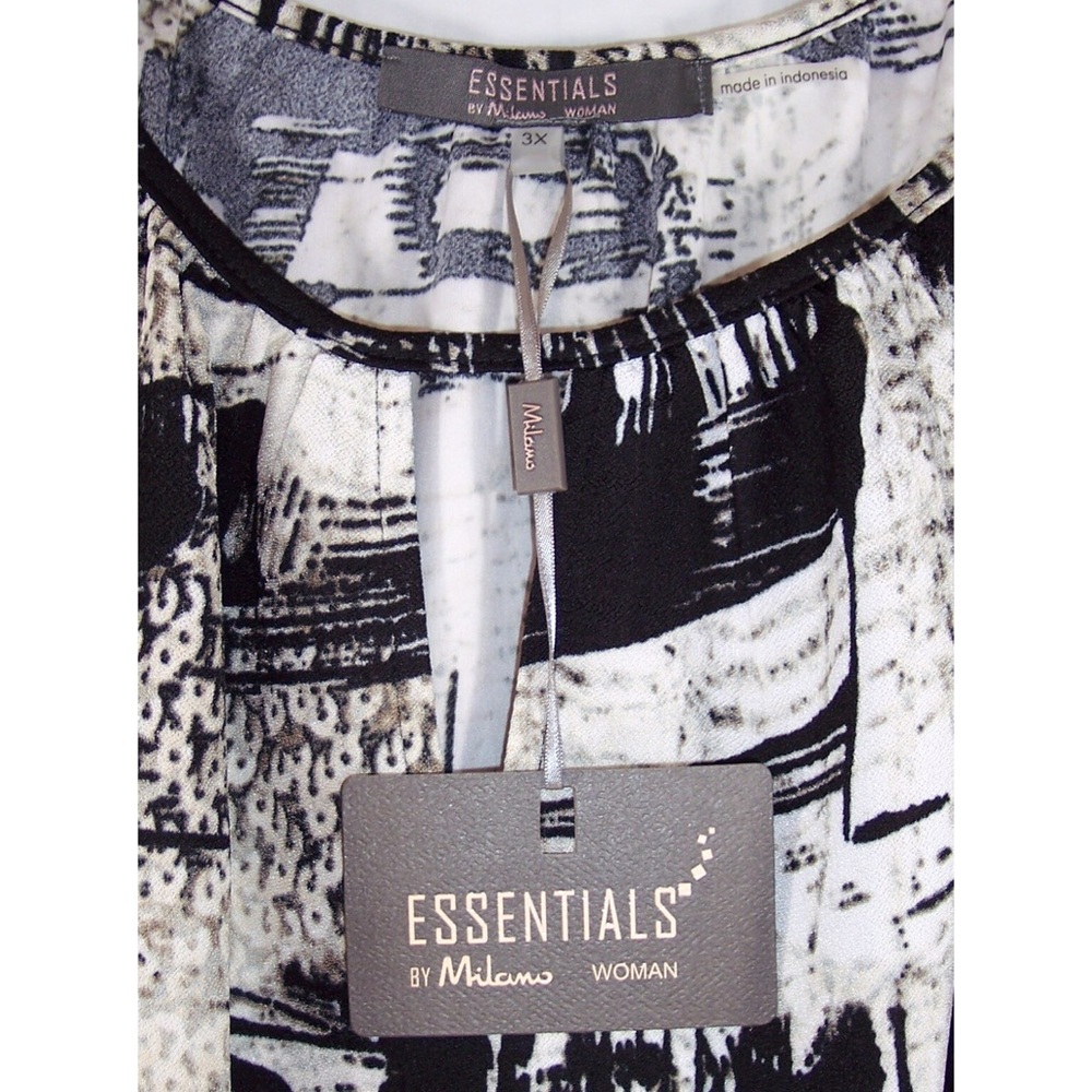 ESSENTIALS by Milano 3X Cold Shoulder Crepe Top - Picture 8 of 8