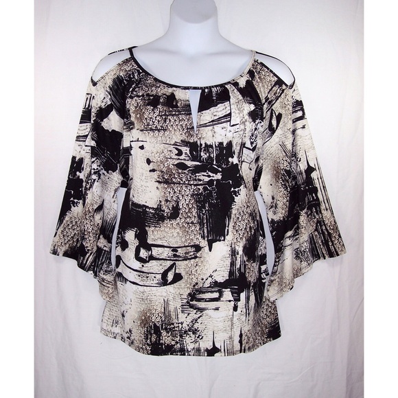 ESSENTIALS by Milano 3X Cold Shoulder Crepe Top - Picture 2 of 8