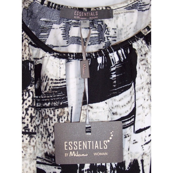 ESSENTIALS by Milano 3X Cold Shoulder Crepe Top - Picture 8 of 8