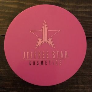 Jeffree Star Skin Frost in Lavender Snow