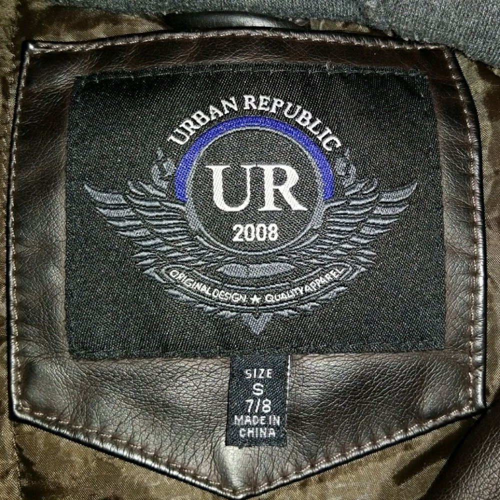 EUC like new. Worn about 3 times at the most.