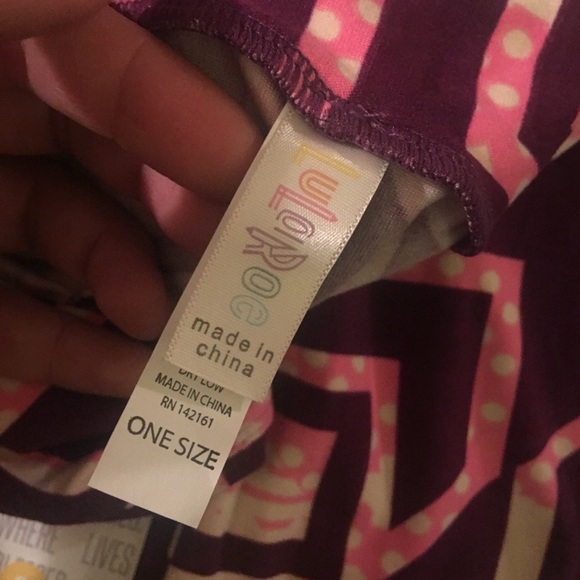 NWT LuLaRoe Leggings! 💕🍁 - Picture 3 of 4