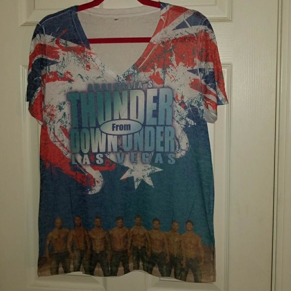 Thunder from Down Under tshirt XL