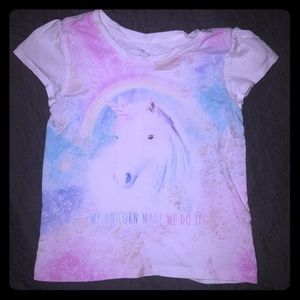 🌈🌈glows in the dark🎠🎠