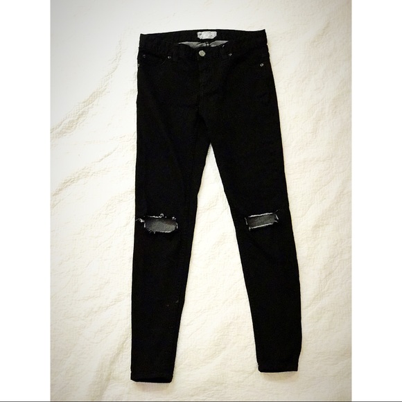 Free People Denim - Free People Destroyed knee stretch jeans