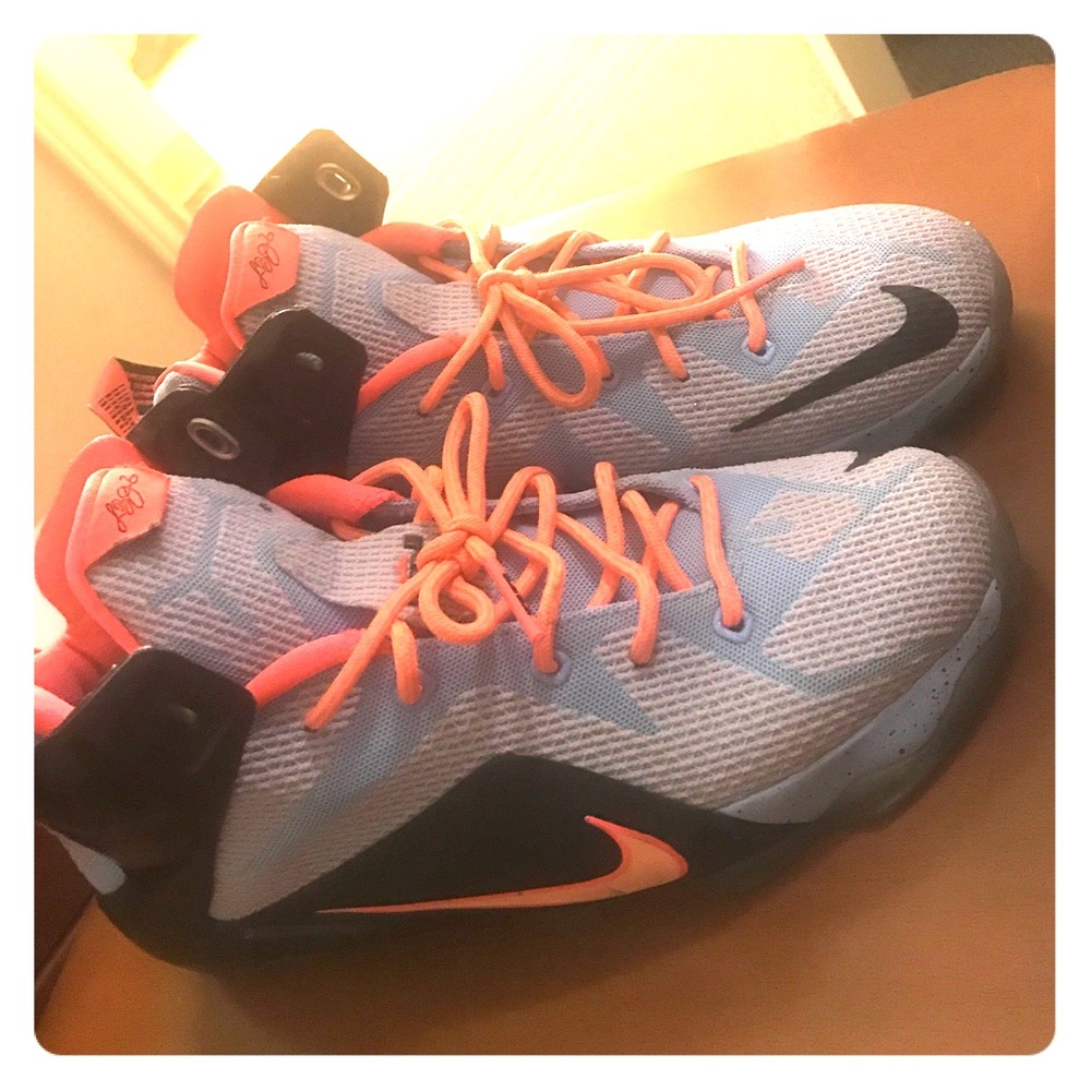 NIKE LEBRON 12 - EASTER