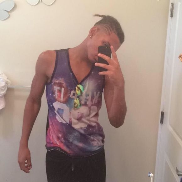 Meet your Posher, Cyrus - Picture 1 of 1