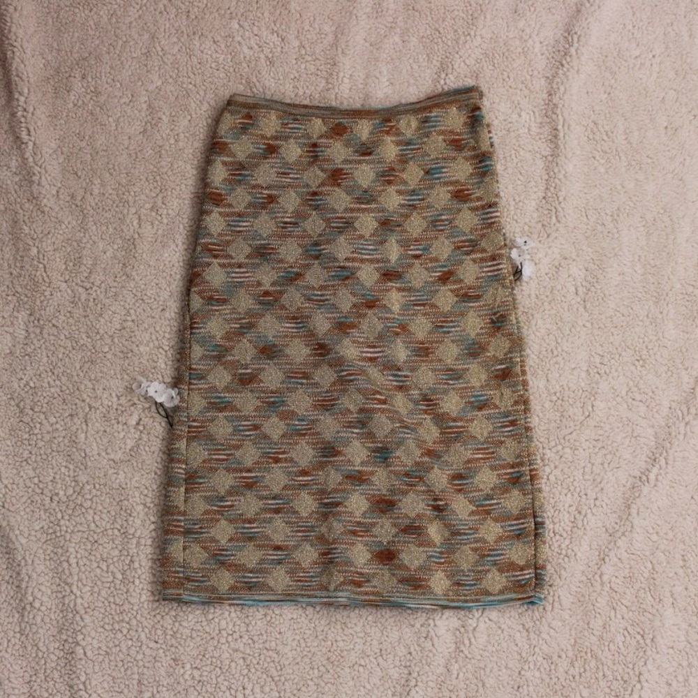 LAST CHANCE ‼️ VINTAGE MISSONI SKIRT W/ SLIT