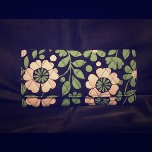 Vera Bradley Tri Fold wallet in Lucky You