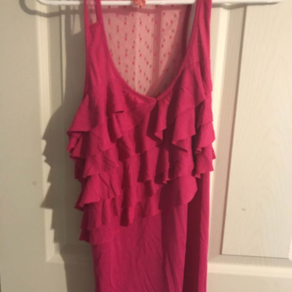 Magenta tank