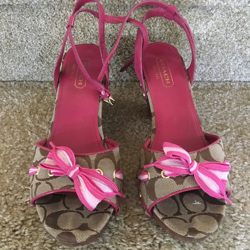 Coach Wedges