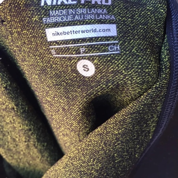 Nike Pro Black Racerback Tank Top Sz Small S - Picture 7 of 7