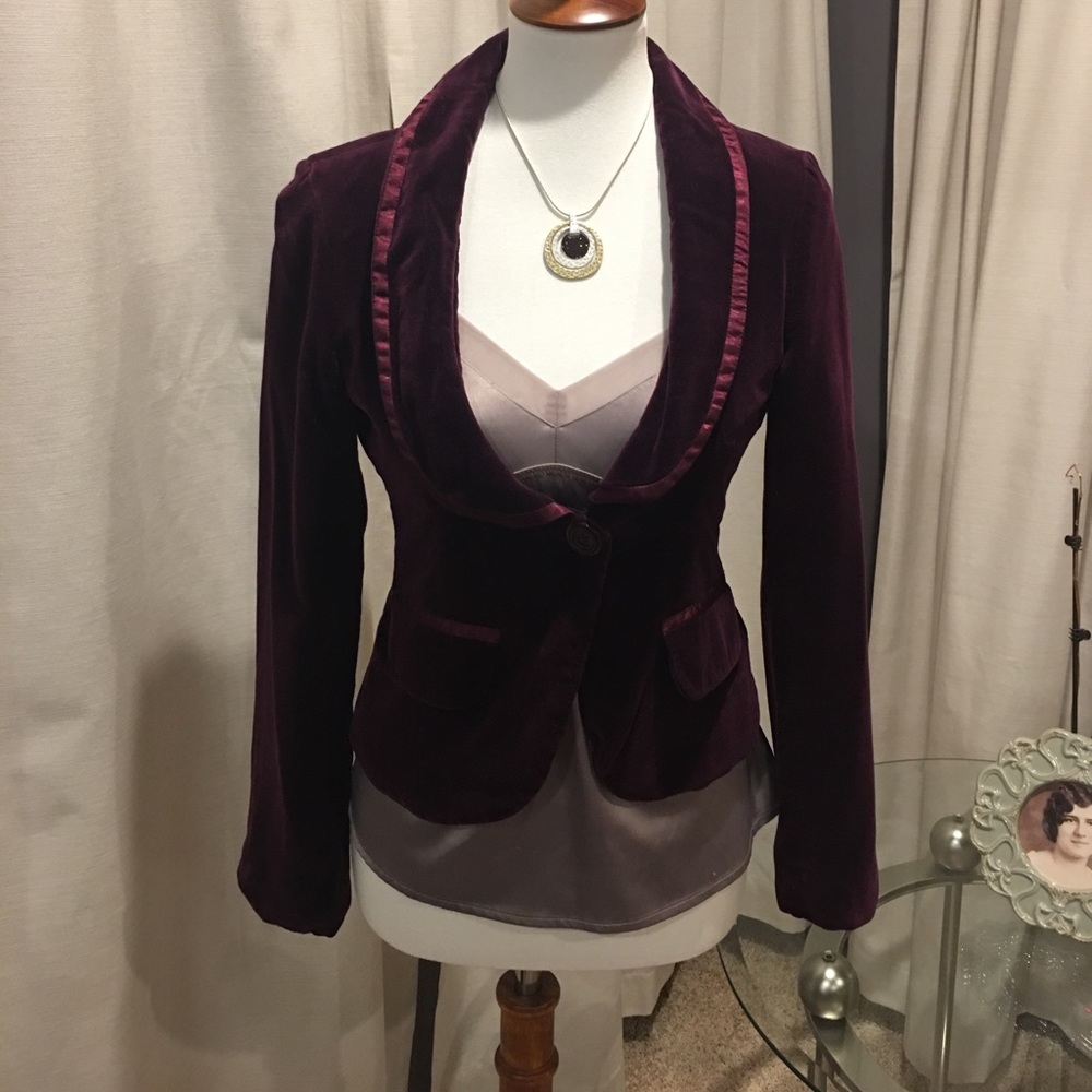 Maroon velvet blazer