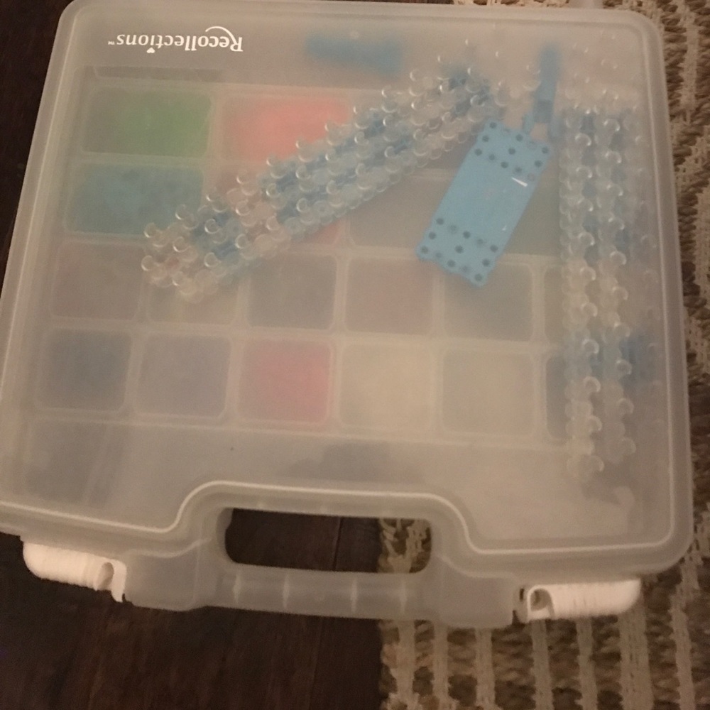 ‼️‼️Rainbow loom maker and rubber bands