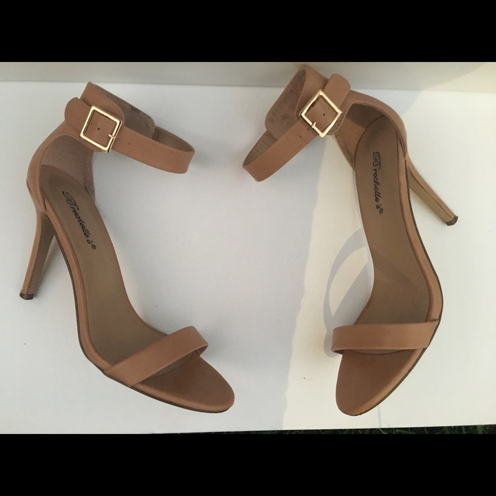 Nude heels