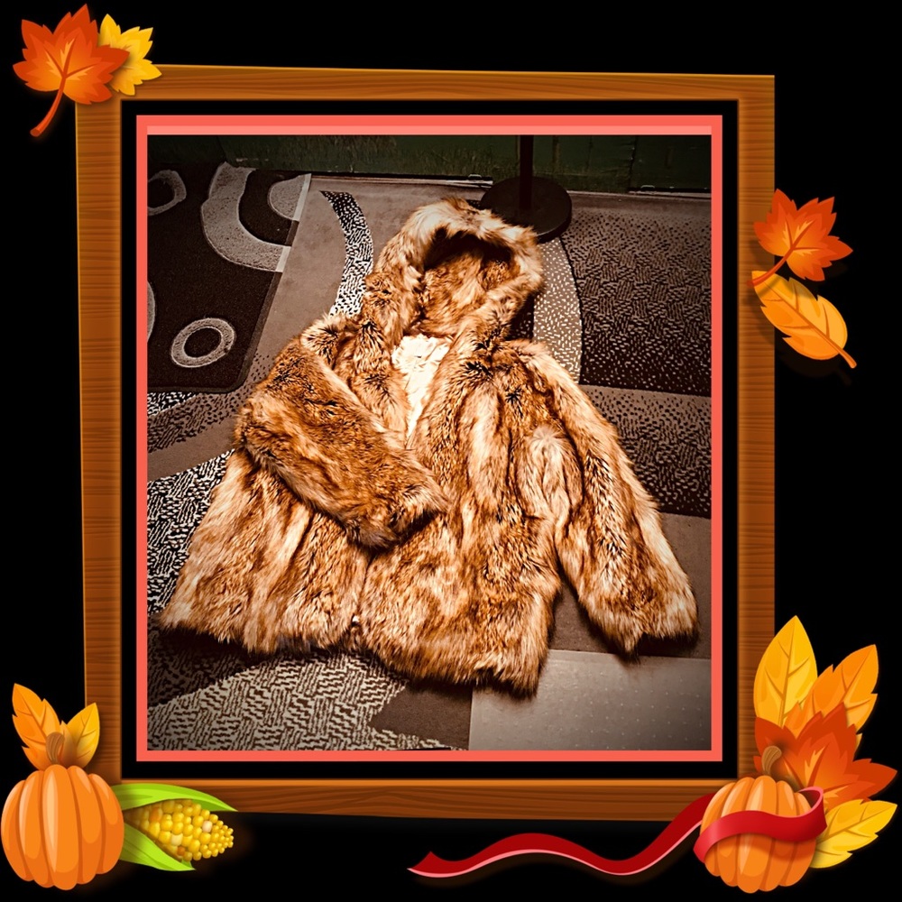 🦊Luxurious Fox Coat. 🦊