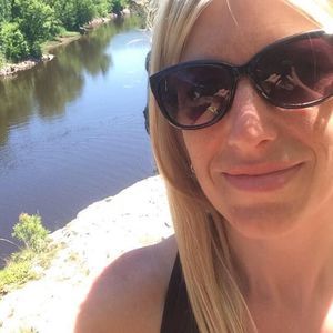 Meet your Posher, Julie