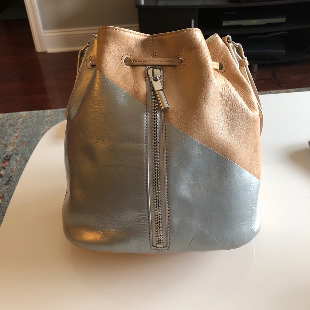Elizabeth & James Cynnie Mini Bucket Bag
