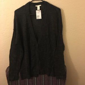 H&M perfect light sweater for Fall. New.