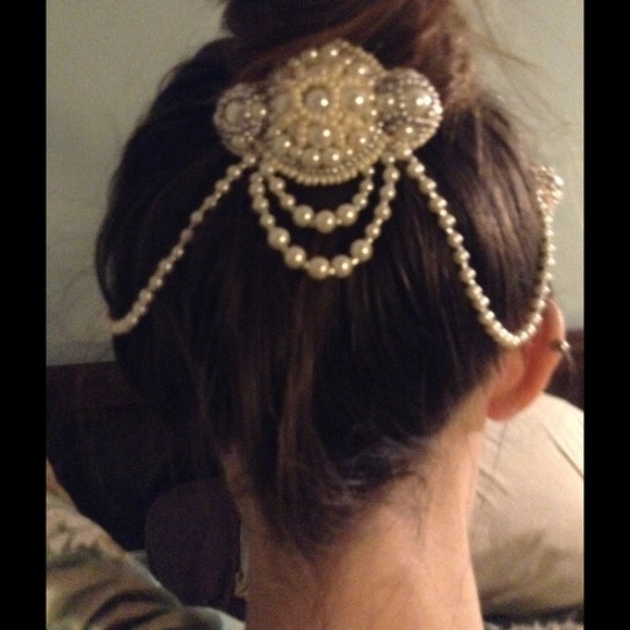 White and ivory pearl beaded bridal headpiece