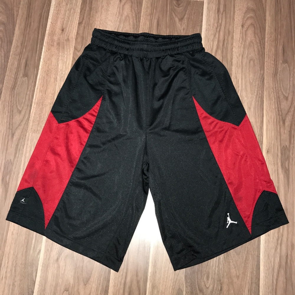 Jordan Black/red Basketball Shorts size M