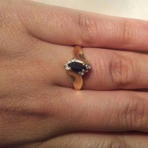 10 k gold sapphire ring.