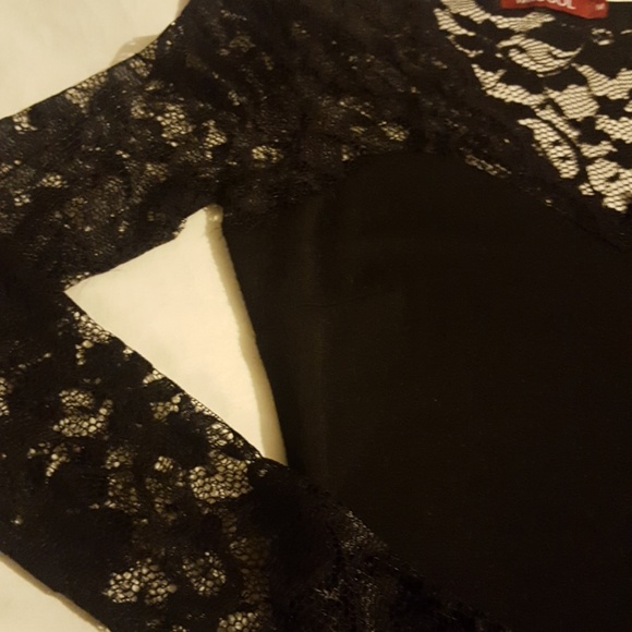 Beautiful bodycon lace  dress midi - Picture 3 of 3