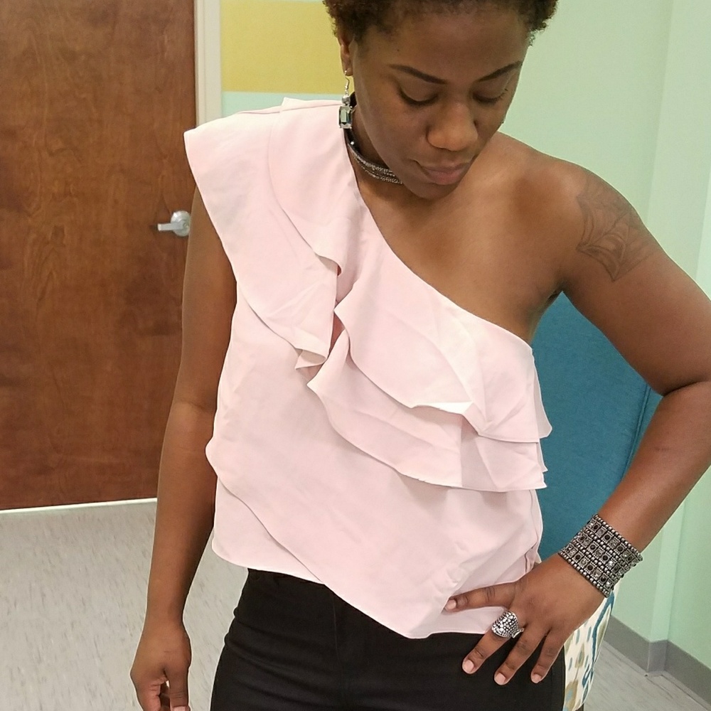Ruffle Top