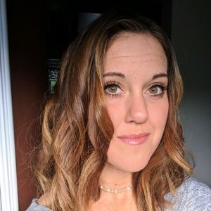 Meet your Posher, Suzy