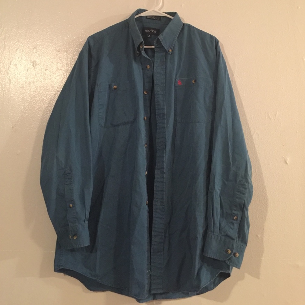 Vintage Nautica Button up