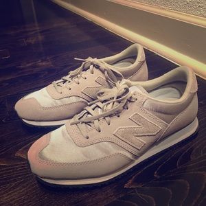 New Balance 620 Shoes (women's size 8)