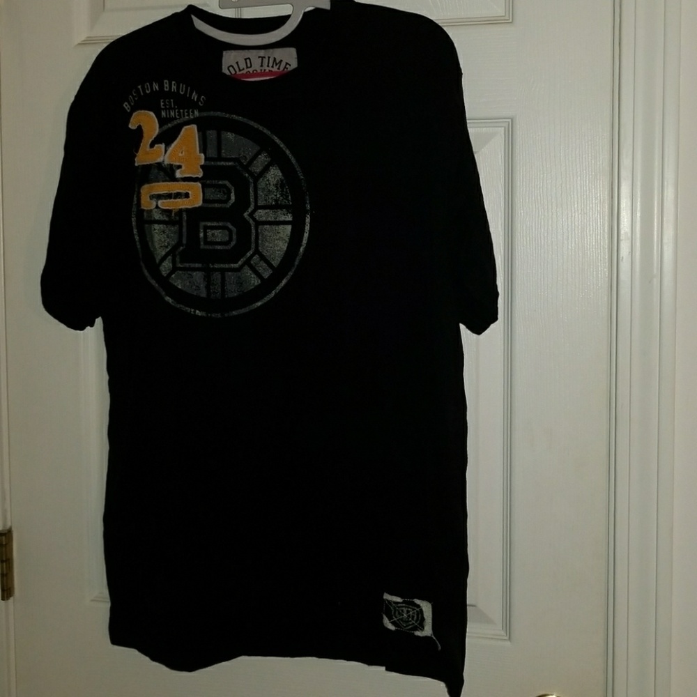 Boston Bruins tshirt L