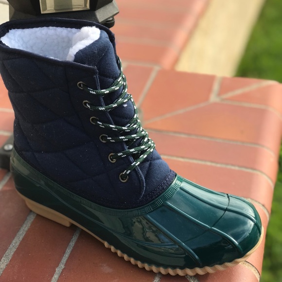 NEW SIZES ladies quilted lace up duck boots - Picture 6 of 7