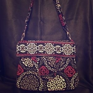 Convertable Crossbody tote in Canterbury Magenta