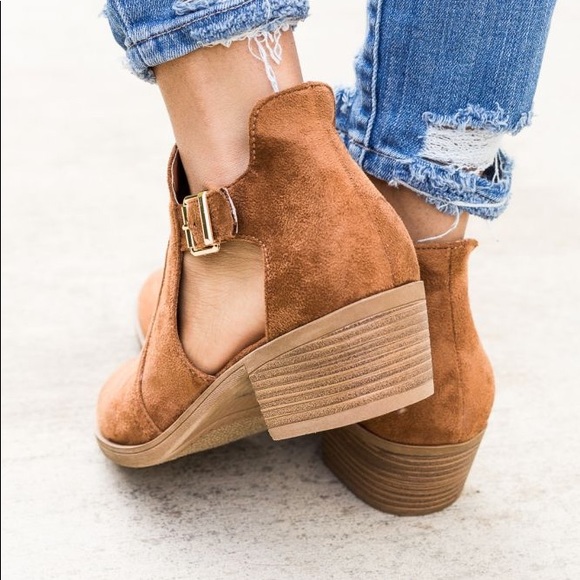 LAST 1️⃣ Camel Ankle Strap Cut Out Boot - Picture 3 of 6