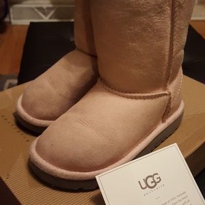 Ugg boots (little girls)