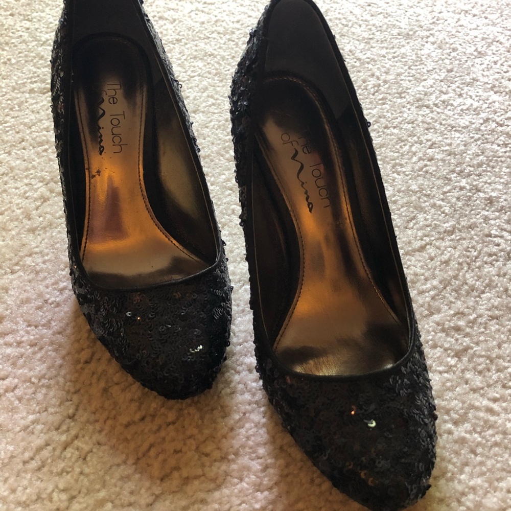 Sequin Pumps