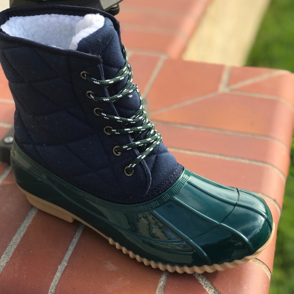 NEW SIZESLadies quilted lace up duck boots - Picture 5 of 7