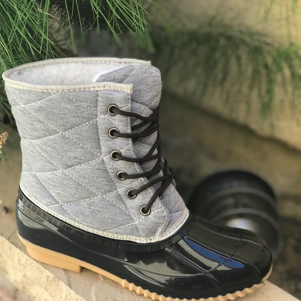 NEW SIZESLadies quilted lace up duck boots - Picture 7 of 7