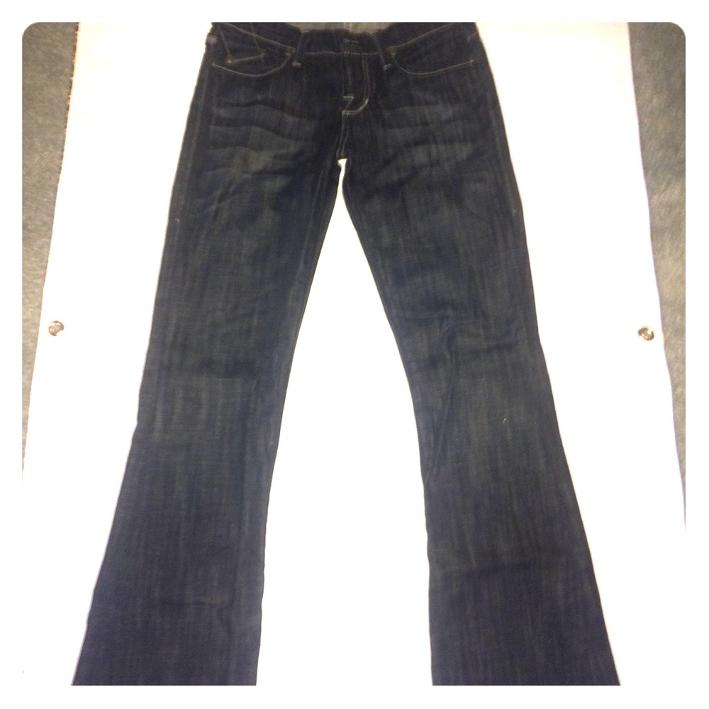 Rock&Republic dark wash denim jeans
