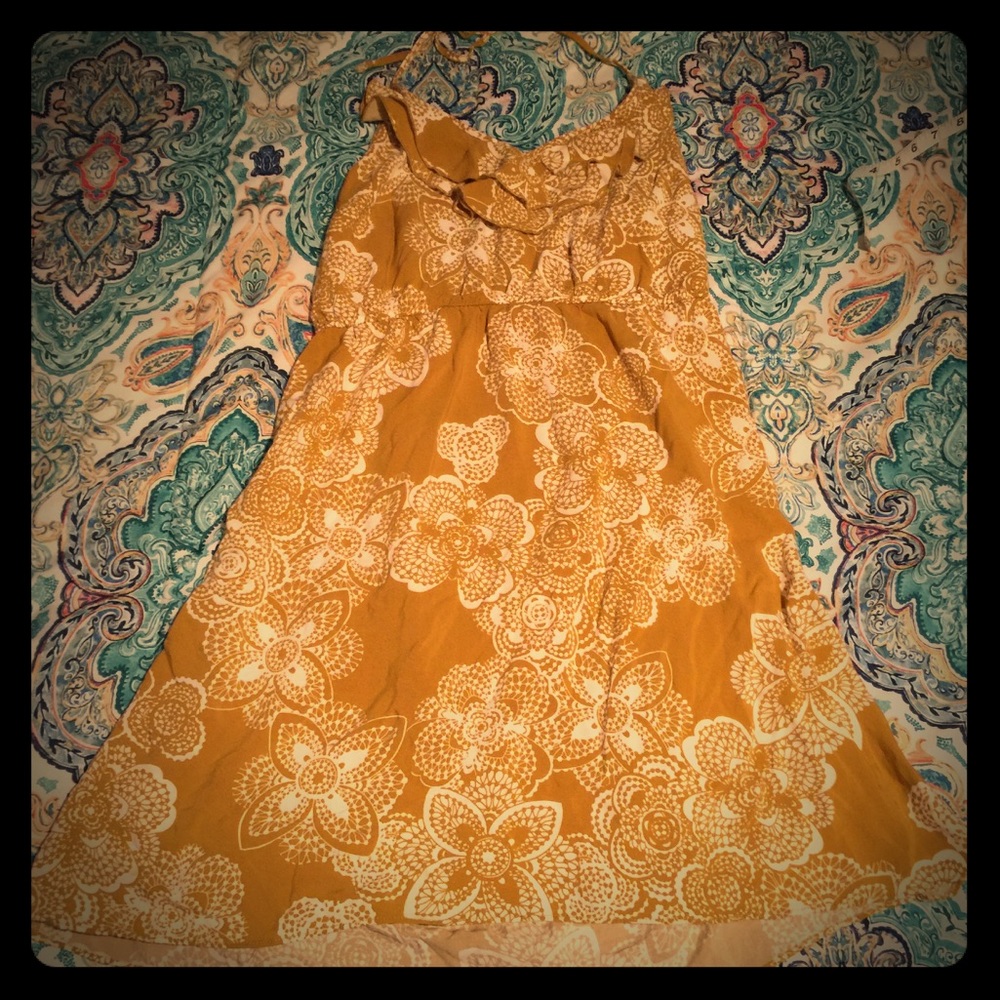 Elle halter dress. Never worn.